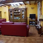Turisticos Y Corte Appartement *