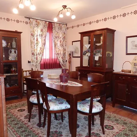 Apartamento Turísticos Y Corte *