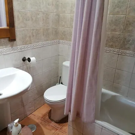 Turísticos Y Corte Apartamento Ampudia