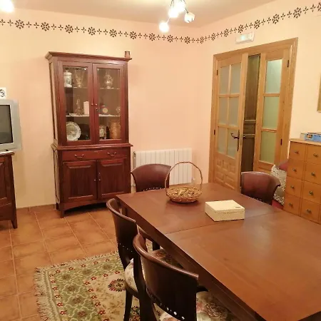 Apartamento Turísticos Y Corte