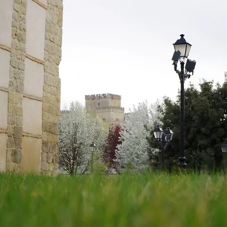 Apartamento Turísticos Y Corte *
