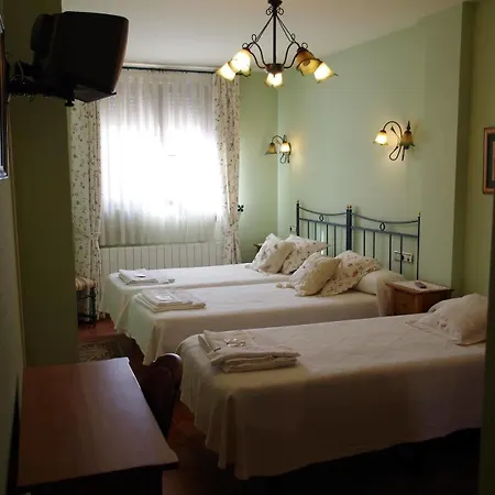 Apartamento Turísticos Y Corte *