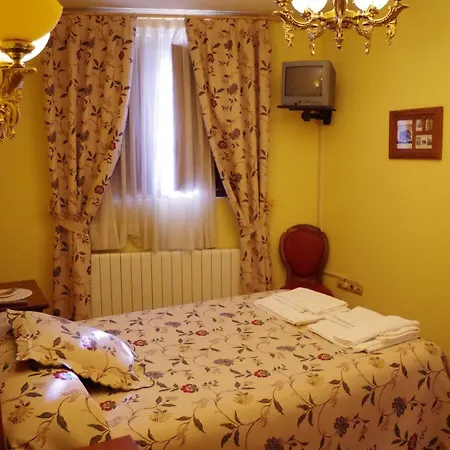 Turísticos Y Corte Apartamento Ampudia