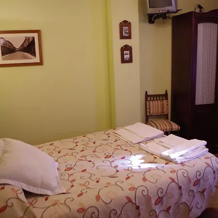 Apartamento Turísticos Y Corte *