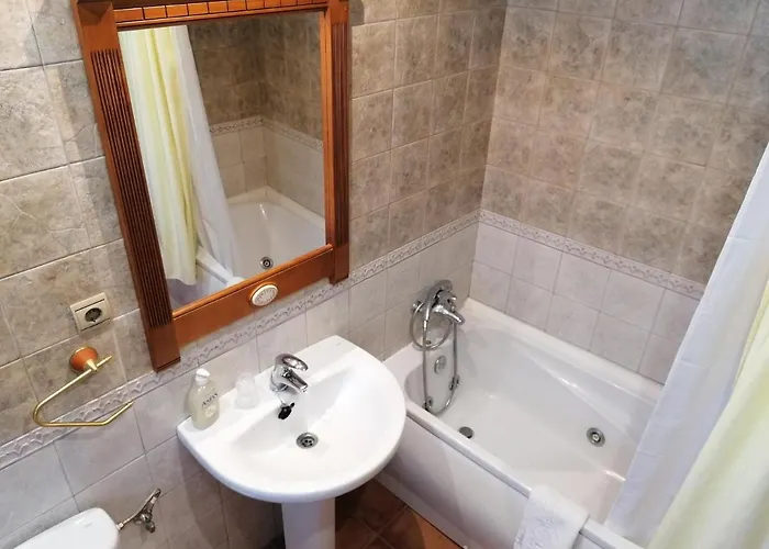 Turisticos Y Corte Ampudia