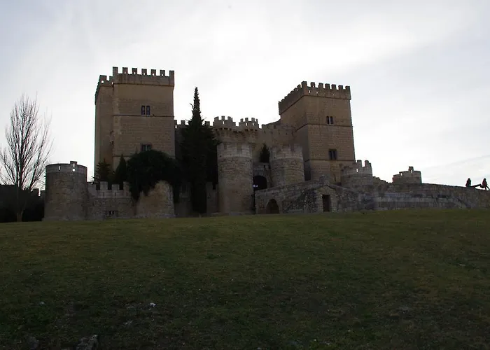 Turisticos Y Corte * Ampudia