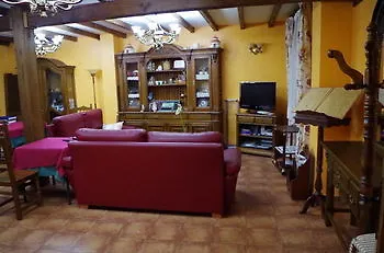 Turisticos Y Corte Apartment *